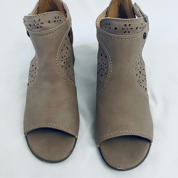 Nine West Girls Heeled Sandals Size 2.5 - Picture 2 of 10